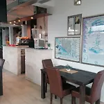 Pyramid Of The Sun Gasthuis