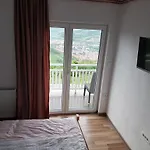 Gasthuis Pyramid Of The Sun