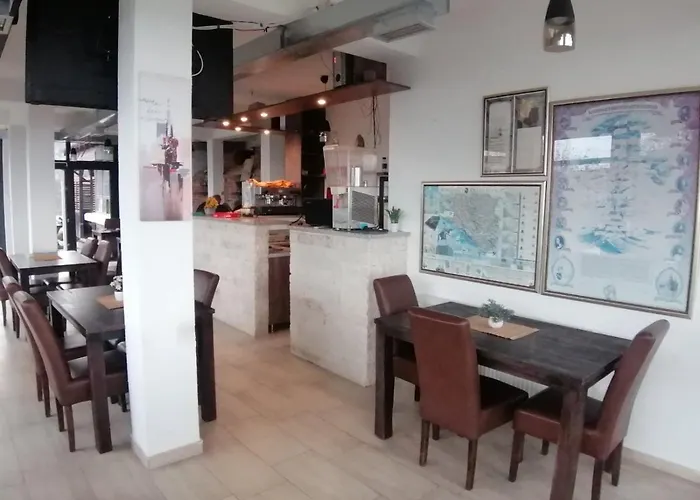 Pyramid Of The Sun Gostinjska kuća