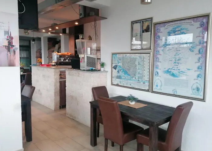 Pyramid Of The Sun Gostinjska kuća