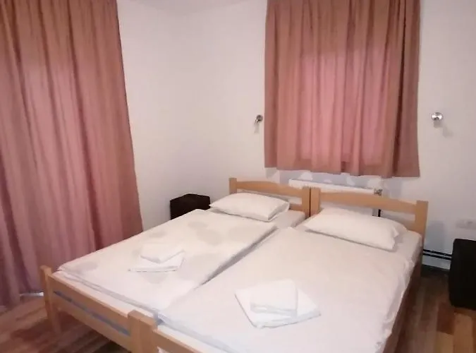 Pyramid Of The Sun Gostinjska kuća Visoko